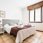 Villaggio Hospital House Apartment *