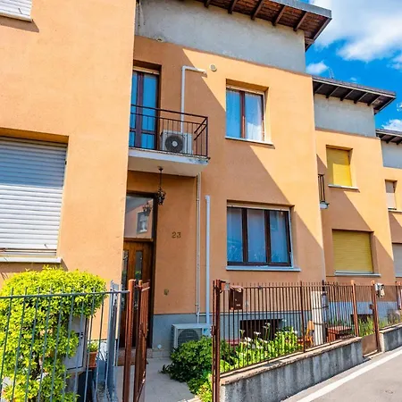 公寓 Villaggio Hospital House *